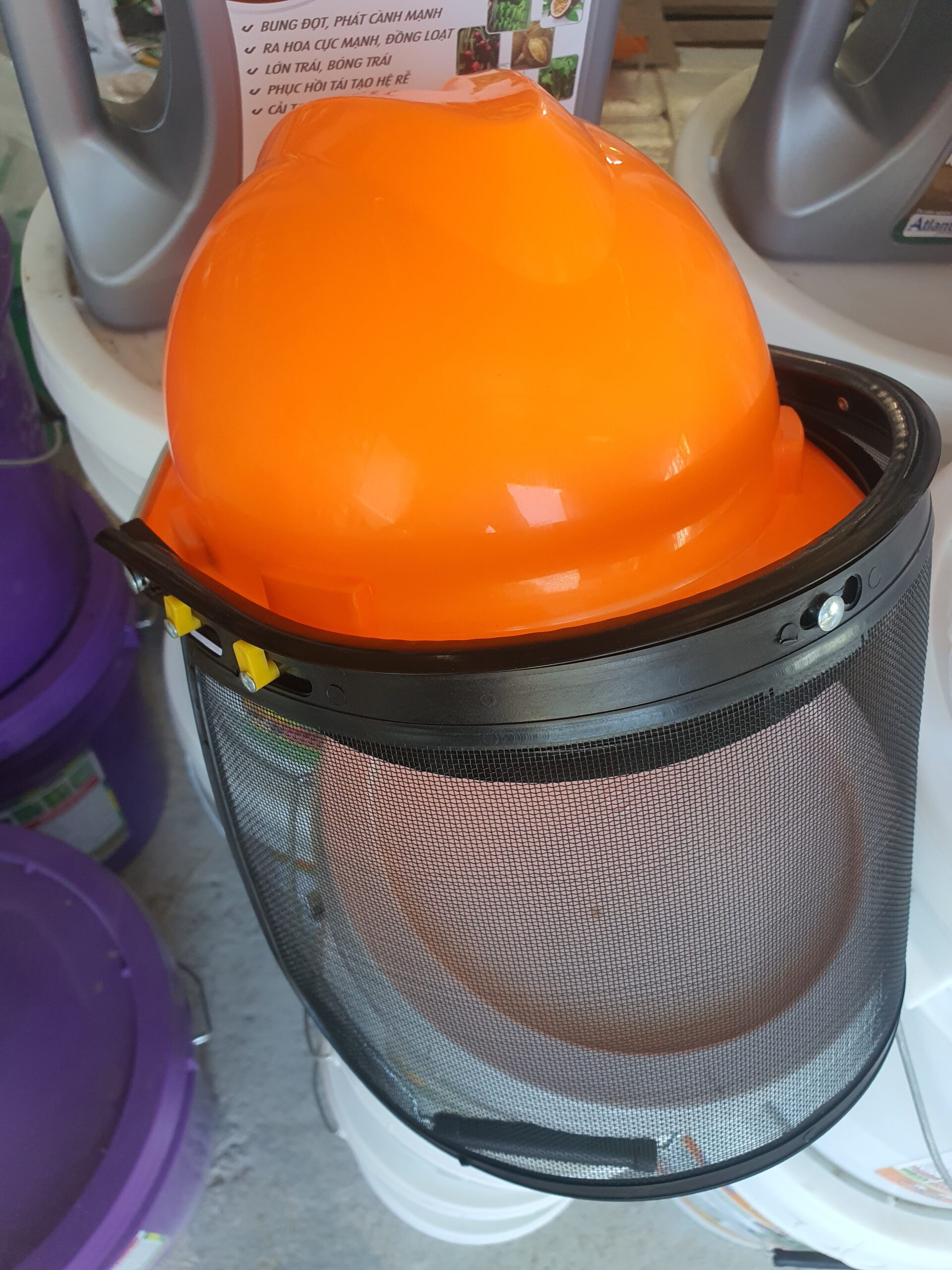 Nón bảo hộ lưới